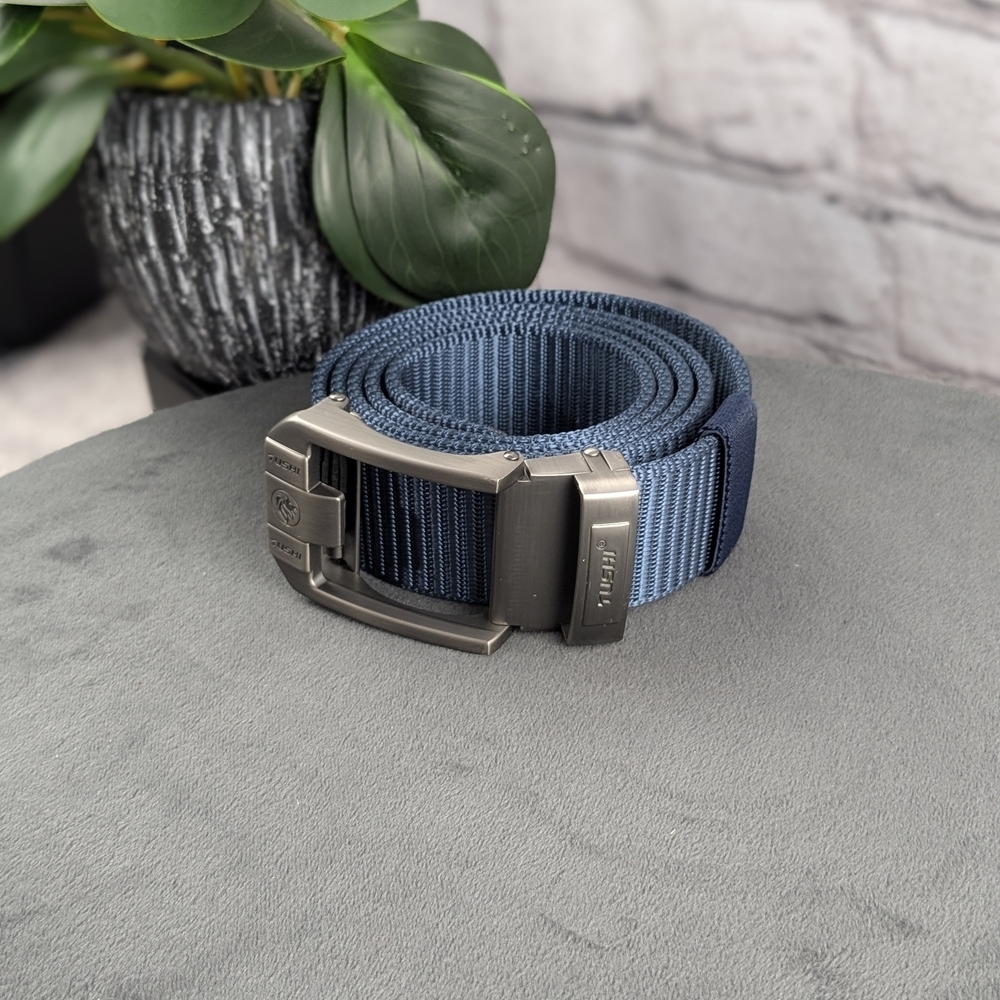 Men's Tactical Belt With Ratcheting Style Metal Buckle Black & Blue